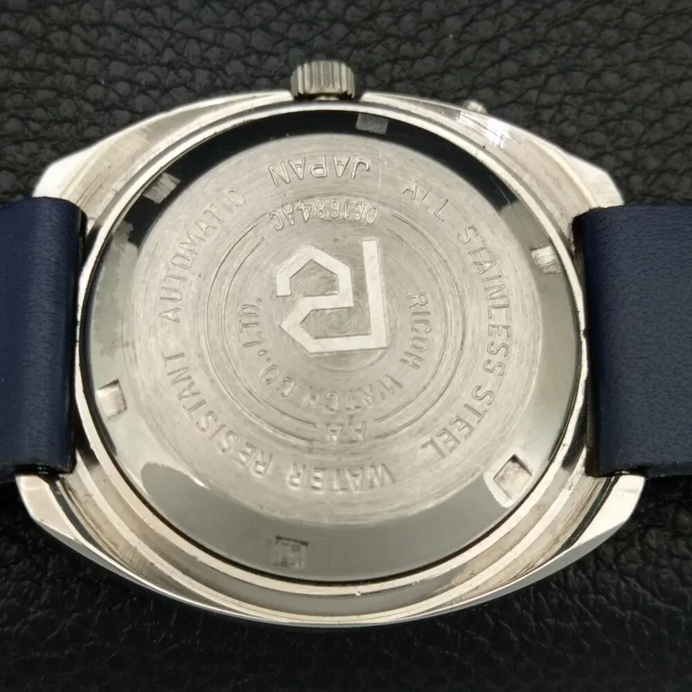 Vintage 1986 Ricoh Automatic Mens Silver Watch W/daydate & Blue accents
